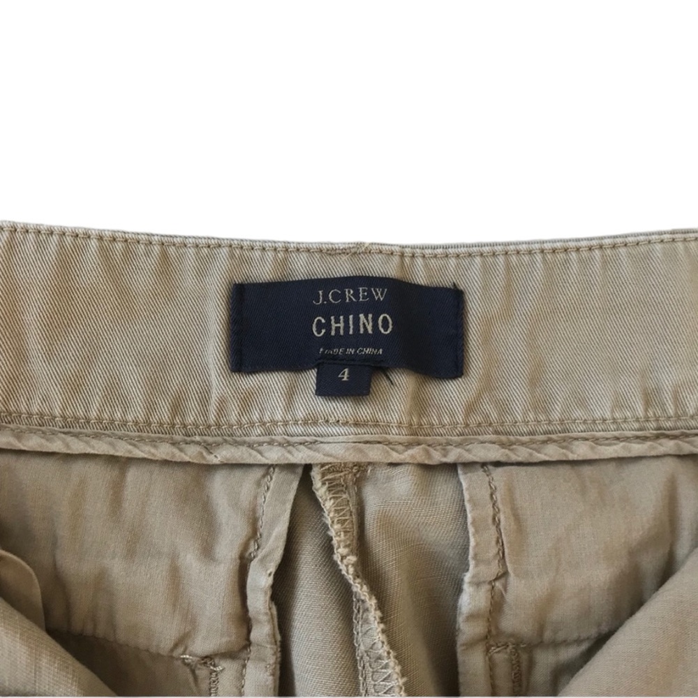 J. Crew Chino Khaki Shorts Fold Over Hem Size 4 - Picture 3 of 3